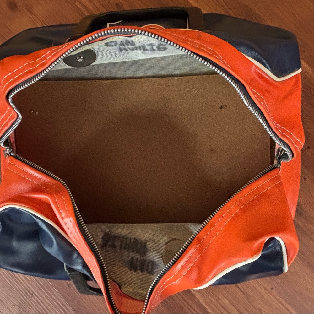 Chicago Bears Navy and Orange Duffel Bag - Picture 6 of 7